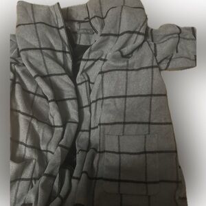 Amazing Gray Plaid Coat